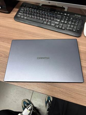 Продам ноутбук huawei d15