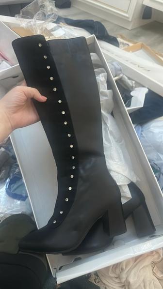 Женские сапоги