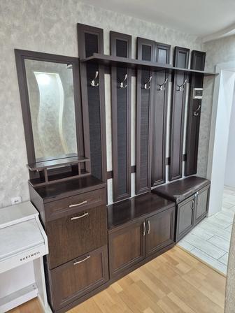 Продаю прихожую