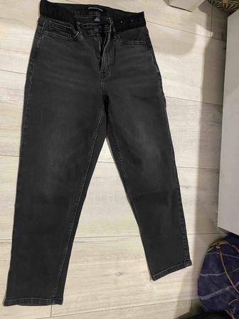 Продам джинсы женские Calvin Klein