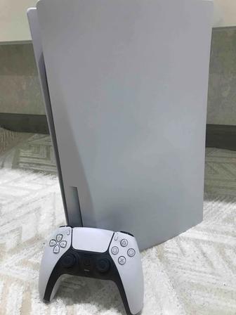 Playstation 5 /PS5 в идеальном состоянии.