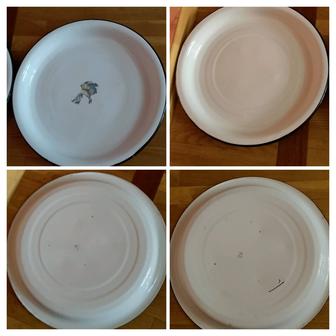 Советское эмалированное блюдо.