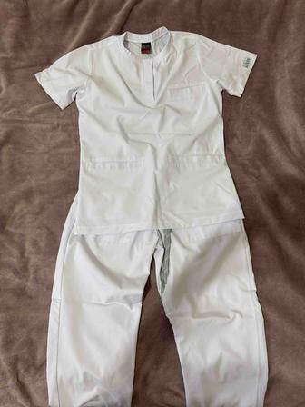 Хирургический костюм