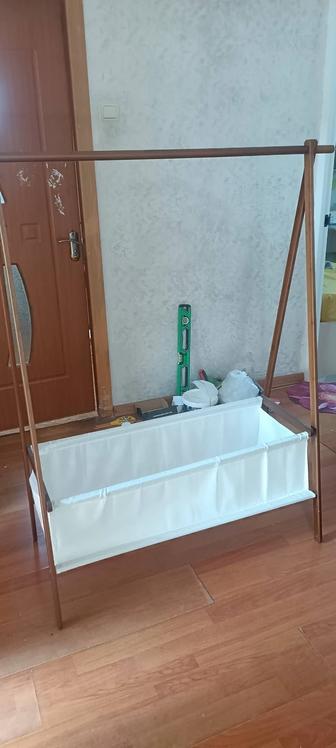 Продам напольную вешалку