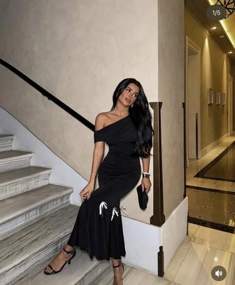 Вечернее платье