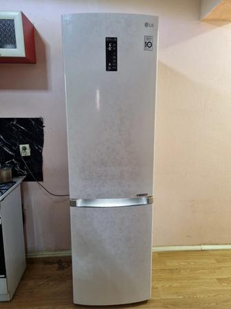 Продам холодильник LG