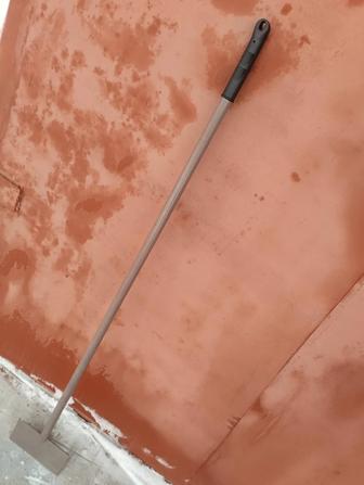 скребок для уборки снега и льда,с ручкой из металлической трубы