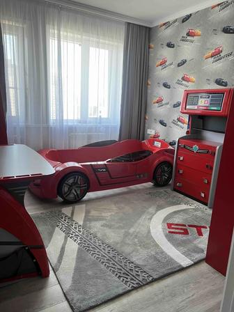 Комплект мебели для детской от фирмы Gilek