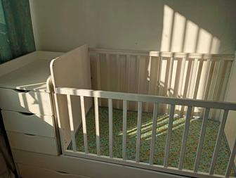 Продам детскую кровать кроватку