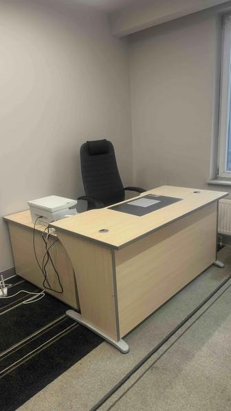 Продам столы и мебель для офиса