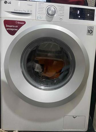 Продаю стиральную машину LG