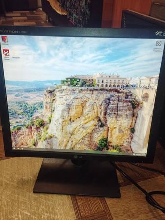 Продам мониторы