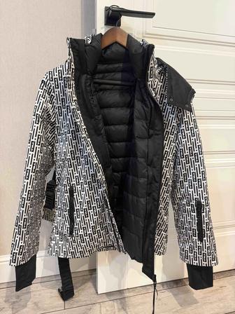 Продам куртку