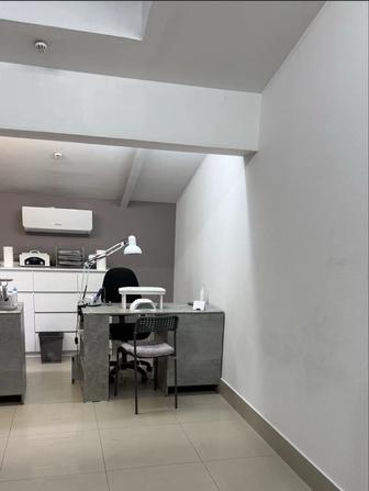 Сдается столик для мастера маникюра