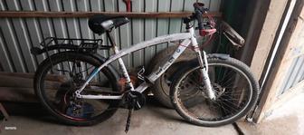 Велосипед марки бмв