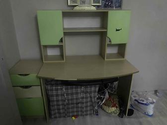 компьютерный стол