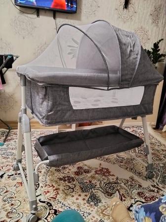 Продам кроватку в отличном состоянии