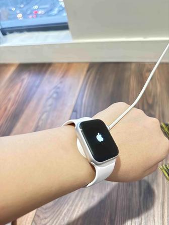 Продам Apple Watch Series 6