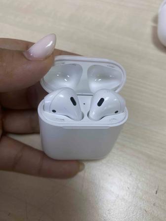 Продам наушники Airpods 2