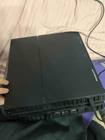 Продам Playstation 4 Ps4 рабочая