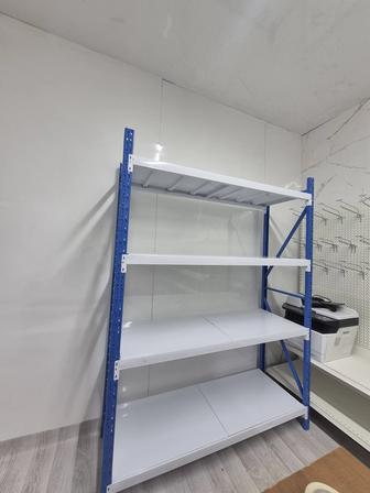 Металлические стеллажи, полки, витрины, торговые оборудование для магазина