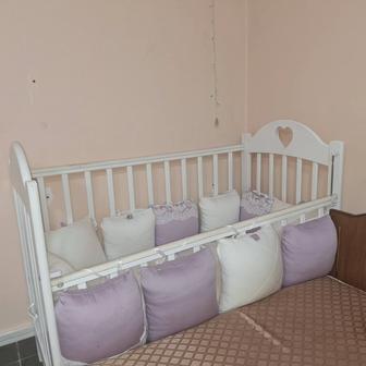 Детская кроватка