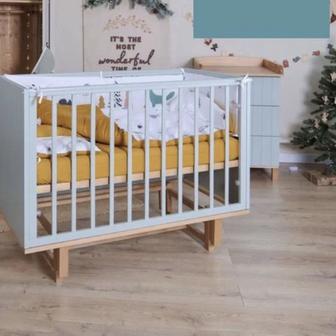 Детская кровать с комодом