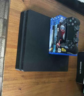 PlayStation 4 slim