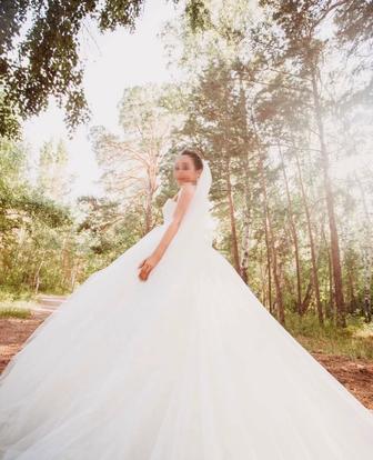 Свадебное платье