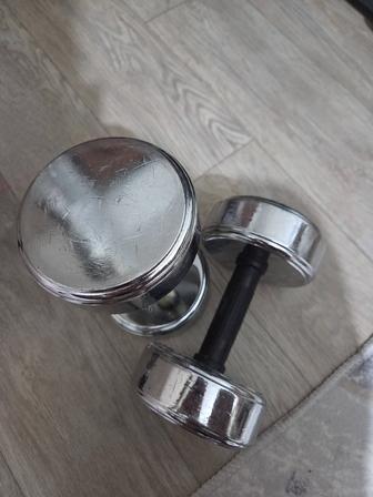 Продам гантель