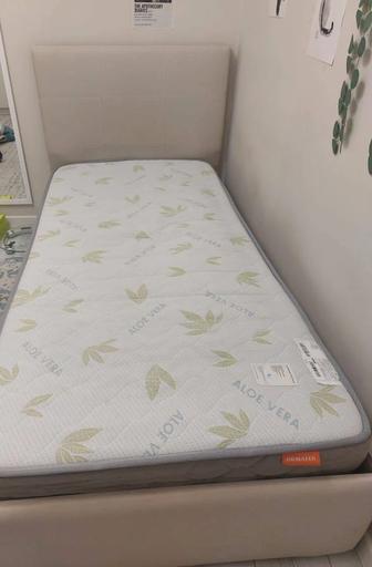 Односпальная кровать