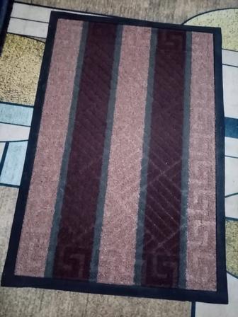 Продам коврик размер 86 на 60