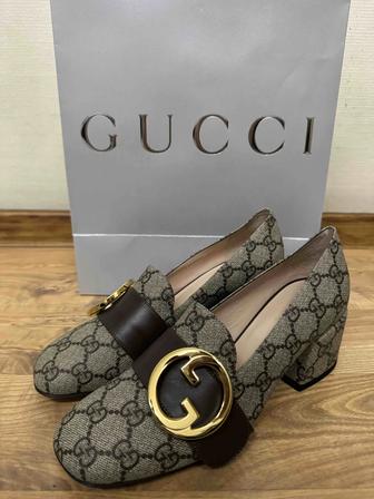 Новые туфли Gucci