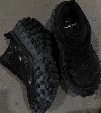 Balenciaga defender кроссовки