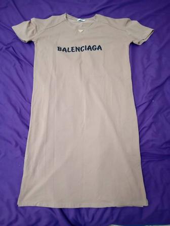 Продам платья б/у