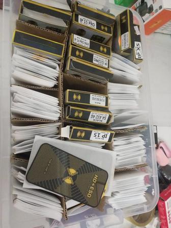 Защитное стекло (стекло качественное )