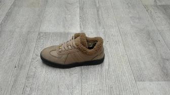 Кроссовки женский