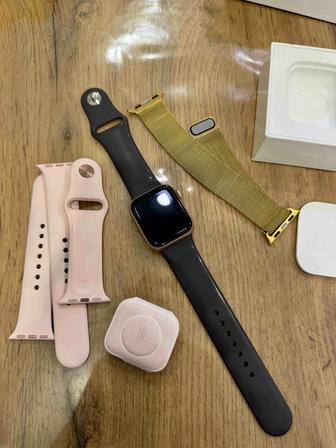 Смарт-часы Apple Watch  4 40 мм