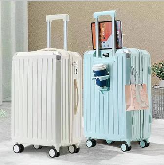 Чемодан компактный вместительный ручная кладь