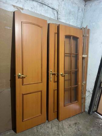 Продаю межкомнатные двери полностью в комплекте