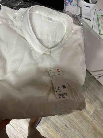 Рубашка белого цвета