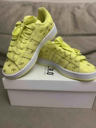 Продам кроссовки ADIDAS 36 размер