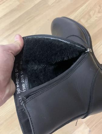 Продам мужские ботинки и берцы
