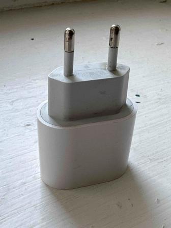 Продам адаптер apple 20w usb-c