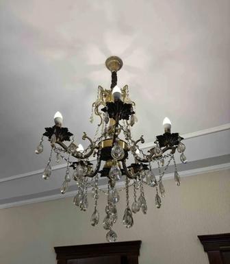 Продам красивая люстра две 2 штука