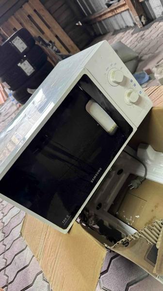 Микроволновая печь