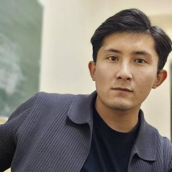 Репетитор\Учитель английского языка.