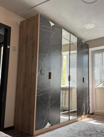 Шкаф 6 дверей. Ширина 260