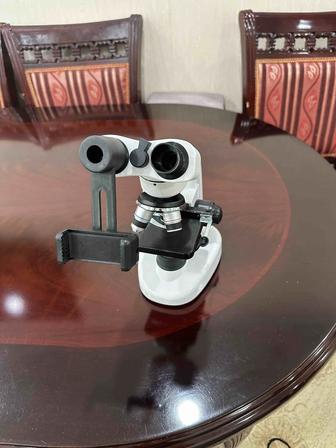 Продаётся микроскоп модель zt-003
