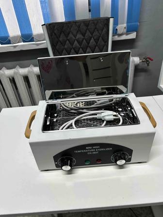 Стол маникюрный